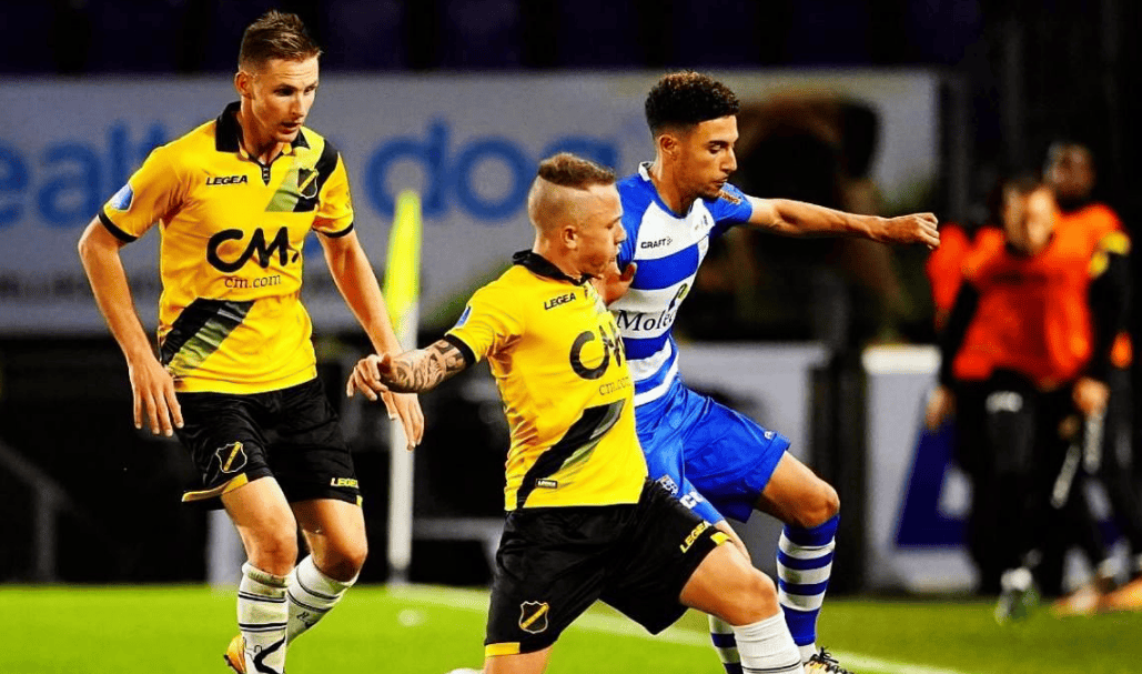 前场压迫 前场压迫