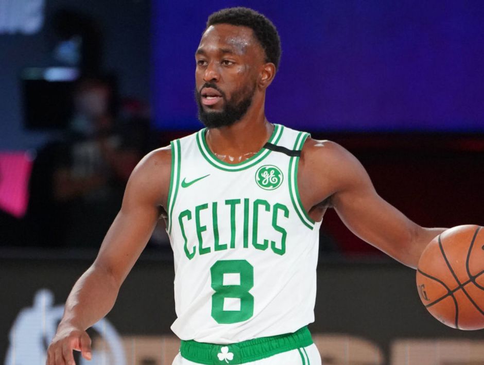 与队友们分 与队友们分